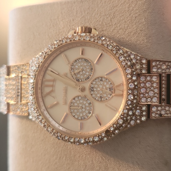 Michael Kors Gold Watch - Picture 1 of 5
